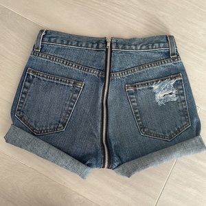 Runwaydreamz Back Zipper Rolled Up Shorts 26